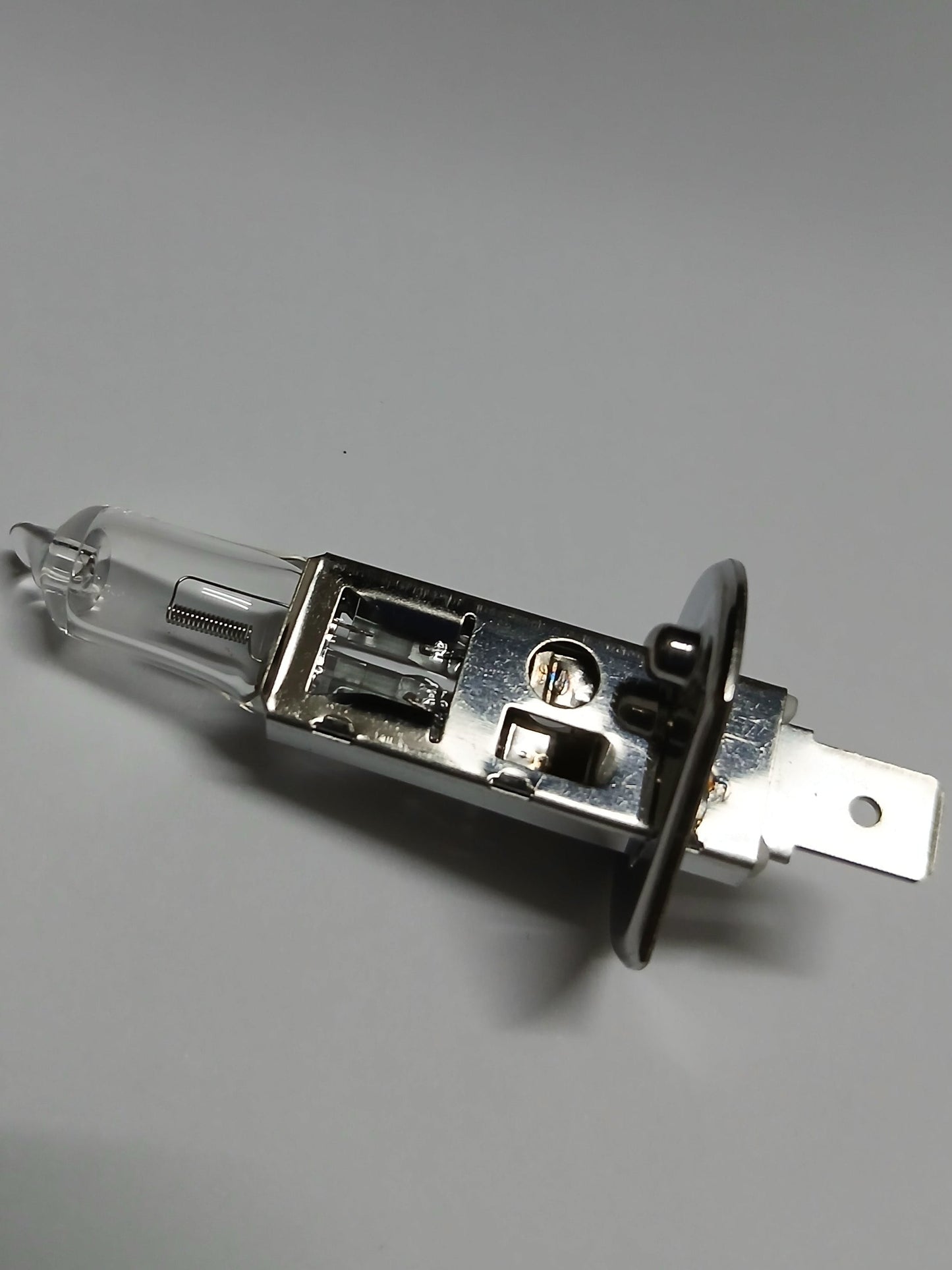 MK Technology H1 Halogen Bulb 12V 55W – Headlight & Fog Light Replacement | ALIMER Mauritius 1