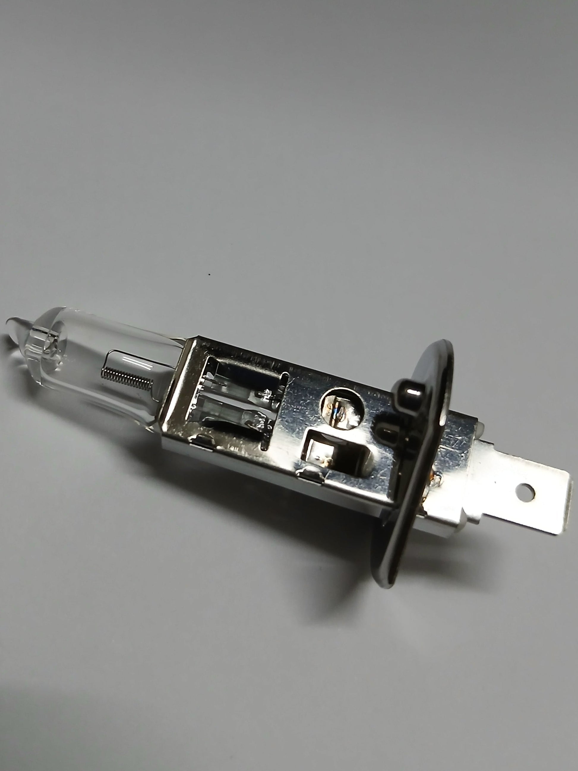 MK Technology H1 Halogen Bulb 12V 55W – Headlight & Fog Light Replacement | ALIMER Mauritius 1