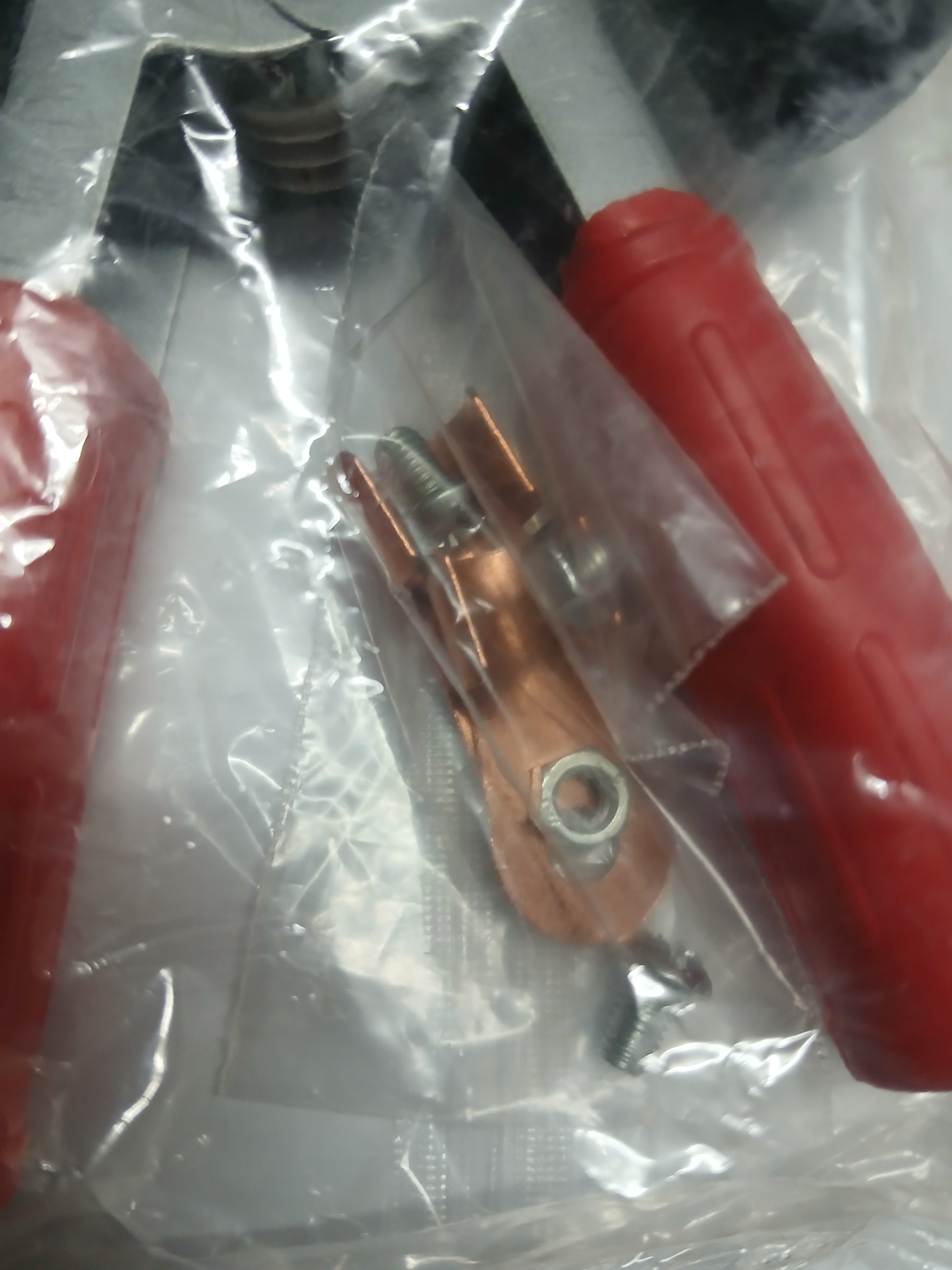 600A Battery Clamps with Cable Fixings  3